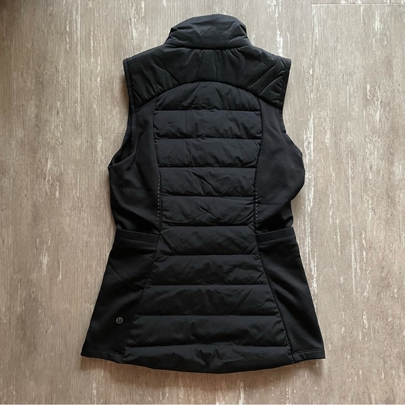 Lululemon Down for It All Vest in Black 700 fill down puffer - Picture 2 of 8